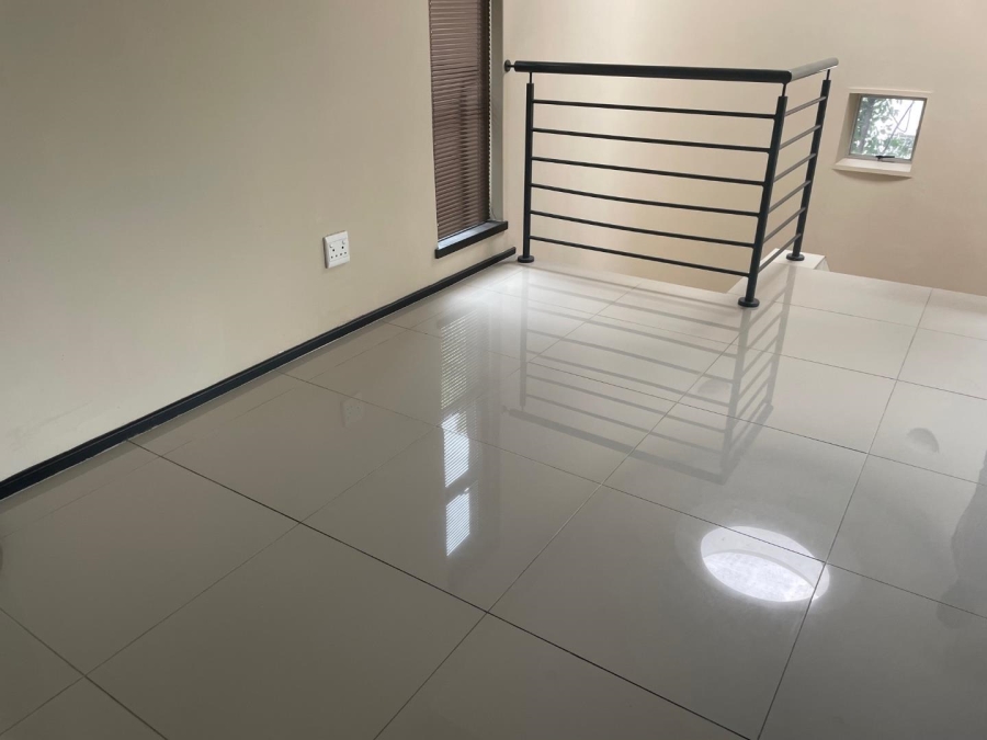 To Let 2 Bedroom Property for Rent in Melrose North Gauteng