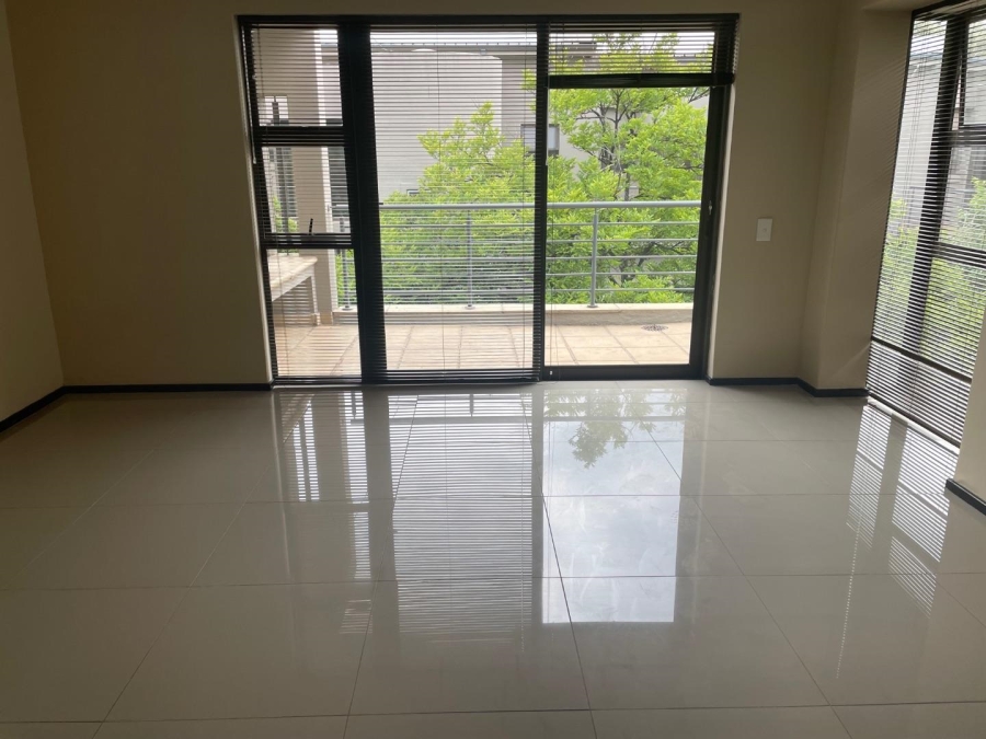 To Let 2 Bedroom Property for Rent in Melrose North Gauteng