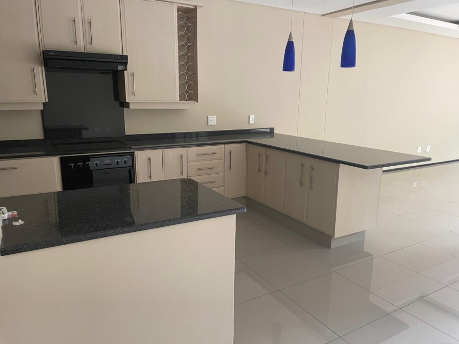 To Let 2 Bedroom Property for Rent in Melrose North Gauteng