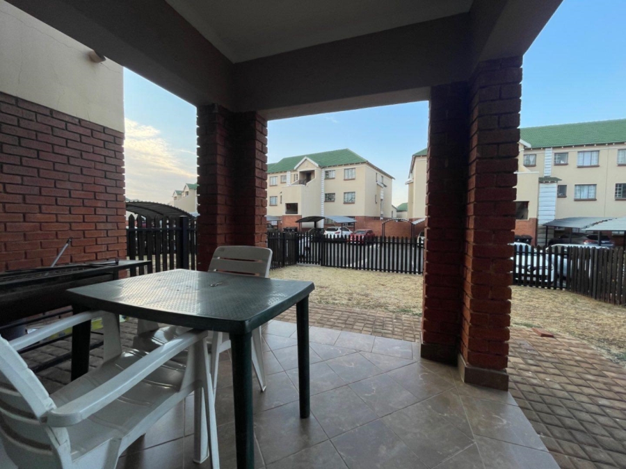 2 Bedroom Property for Sale in Terenure Gauteng
