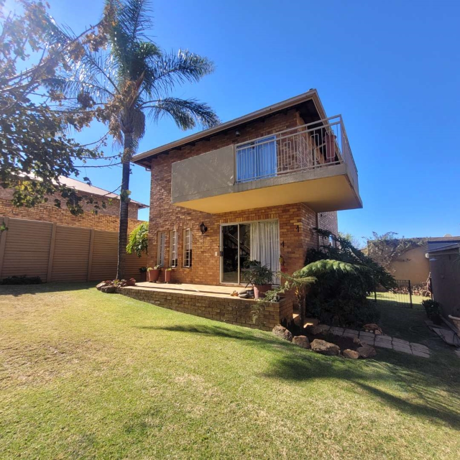 3 Bedroom Property for Sale in Selwyn Gauteng