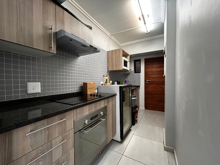 1 Bedroom Property for Sale in Sebenza Gauteng