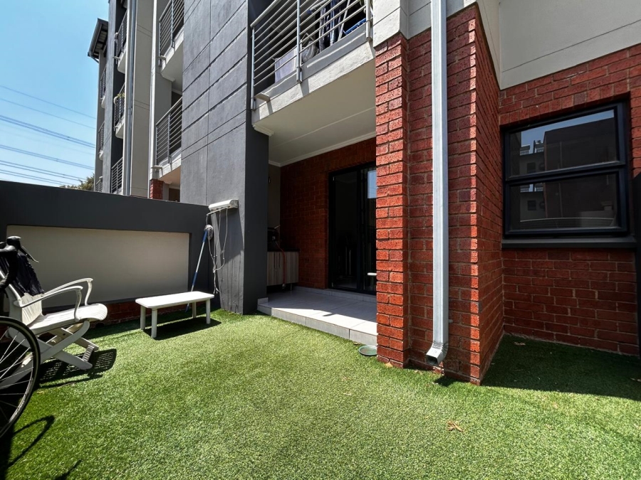1 Bedroom Property for Sale in Sebenza Gauteng