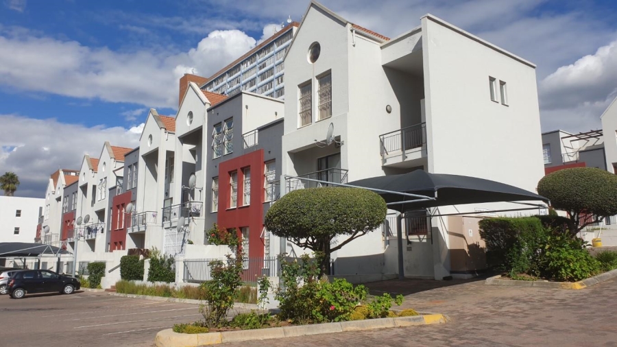 To Let 2 Bedroom Property for Rent in Ferndale Gauteng