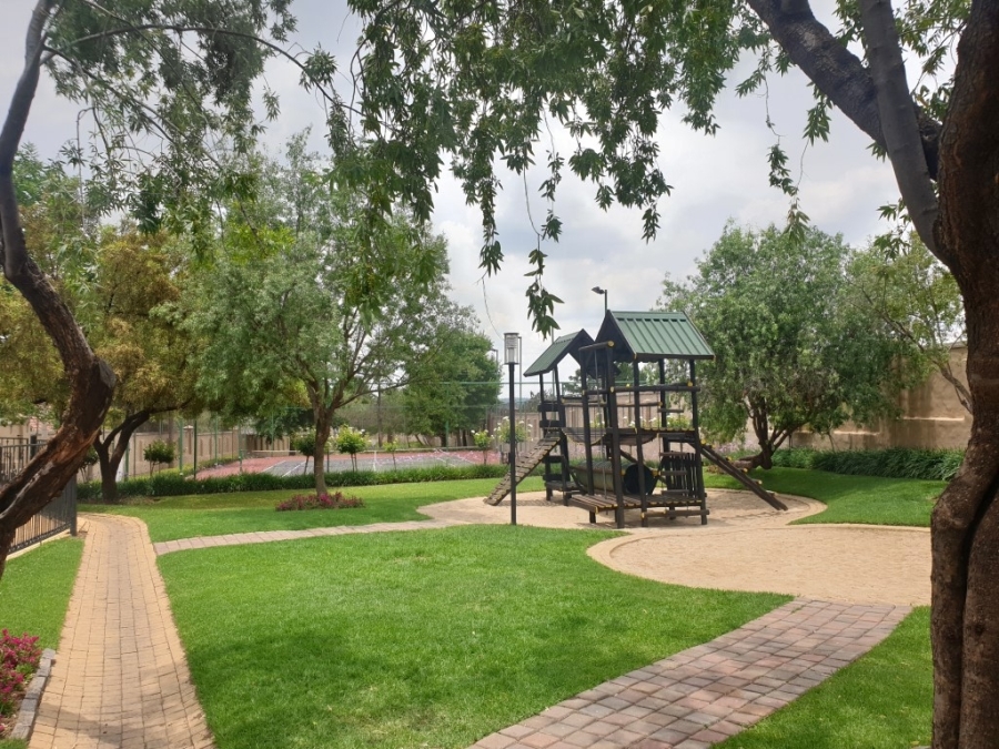 To Let 2 Bedroom Property for Rent in Dainfern Gauteng