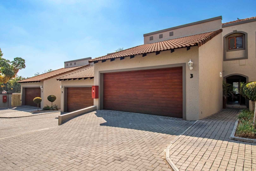 3 Bedroom Property for Sale in Ferndale Gauteng