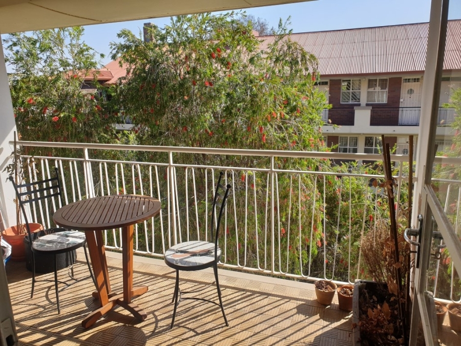 To Let 1 Bedroom Property for Rent in Rosebank Gauteng