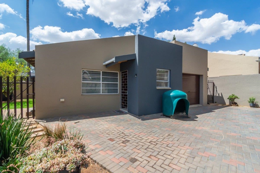 2 Bedroom Property for Sale in Greenhills Gauteng