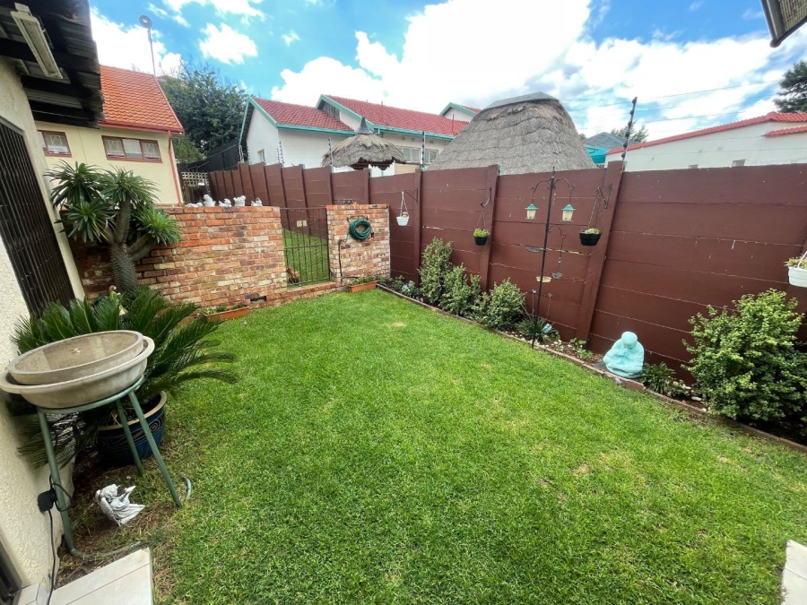 4 Bedroom Property for Sale in South Crest Gauteng