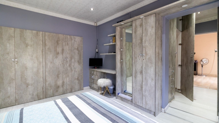 4 Bedroom Property for Sale in Rynsoord Gauteng