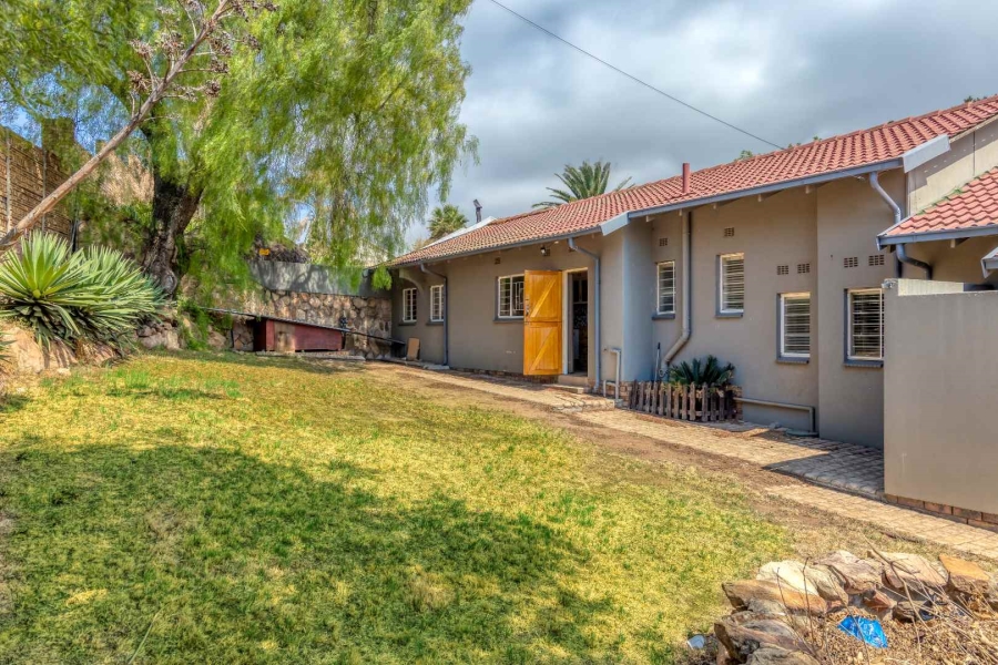 3 Bedroom Property for Sale in Oakdene Gauteng