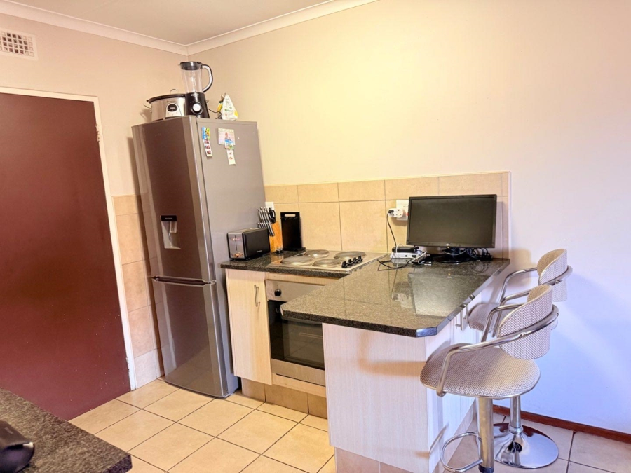 2 Bedroom Property for Sale in Erand Gardens Gauteng