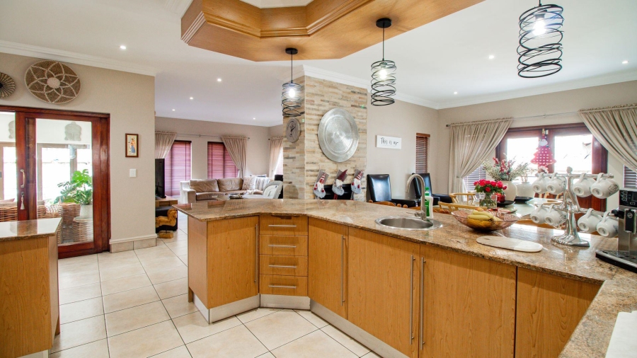 3 Bedroom Property for Sale in Lakefield Gauteng