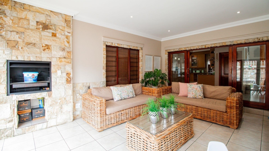 3 Bedroom Property for Sale in Lakefield Gauteng