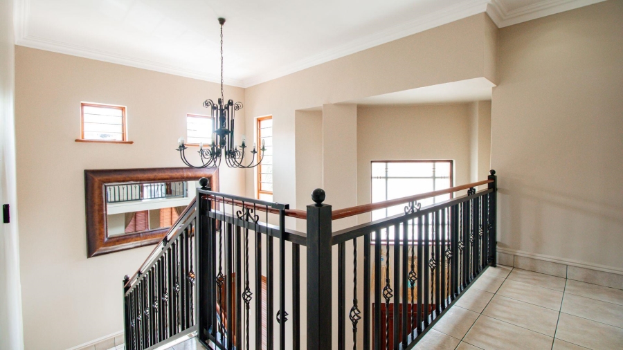 3 Bedroom Property for Sale in Lakefield Gauteng
