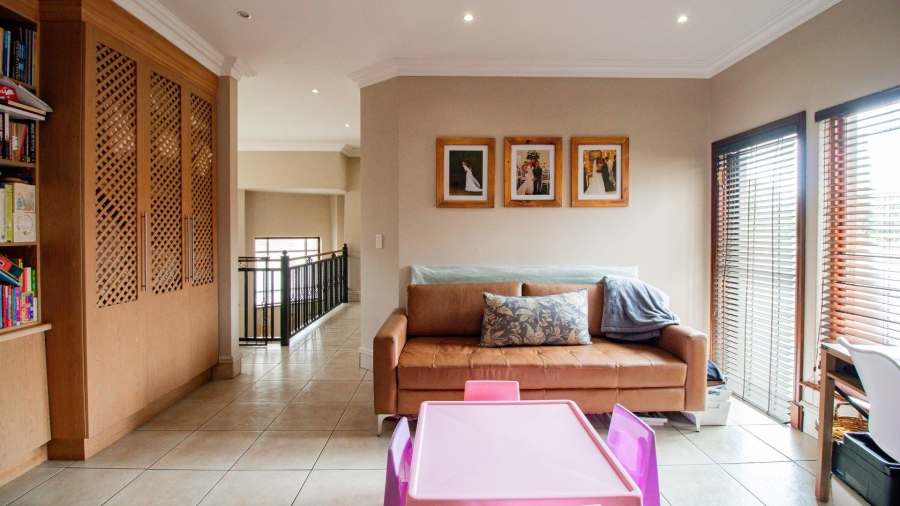 3 Bedroom Property for Sale in Lakefield Gauteng