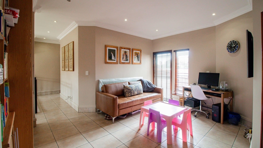 3 Bedroom Property for Sale in Lakefield Gauteng