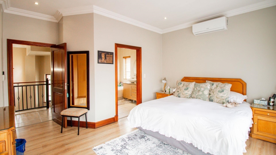 3 Bedroom Property for Sale in Lakefield Gauteng