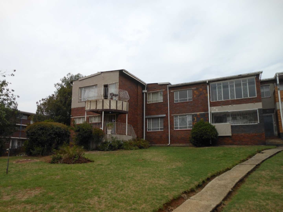 To Let 3 Bedroom Property for Rent in Townsview Gauteng