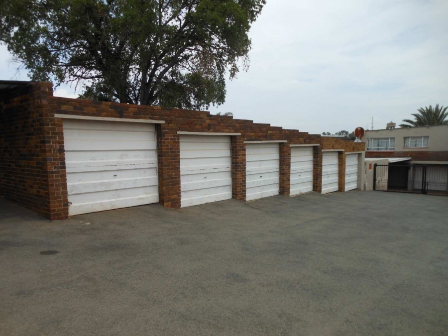 To Let 3 Bedroom Property for Rent in Townsview Gauteng