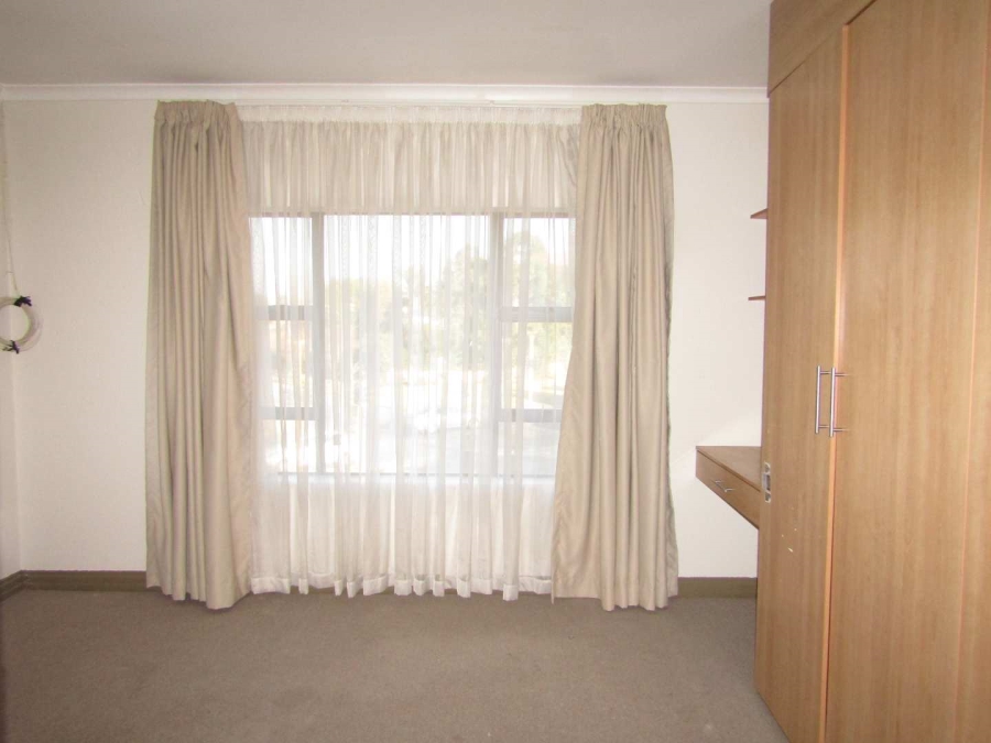To Let 3 Bedroom Property for Rent in Glenhazel Gauteng