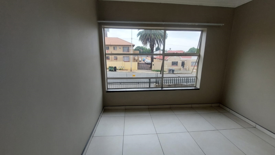 2 Bedroom Property for Sale in Alberton Gauteng