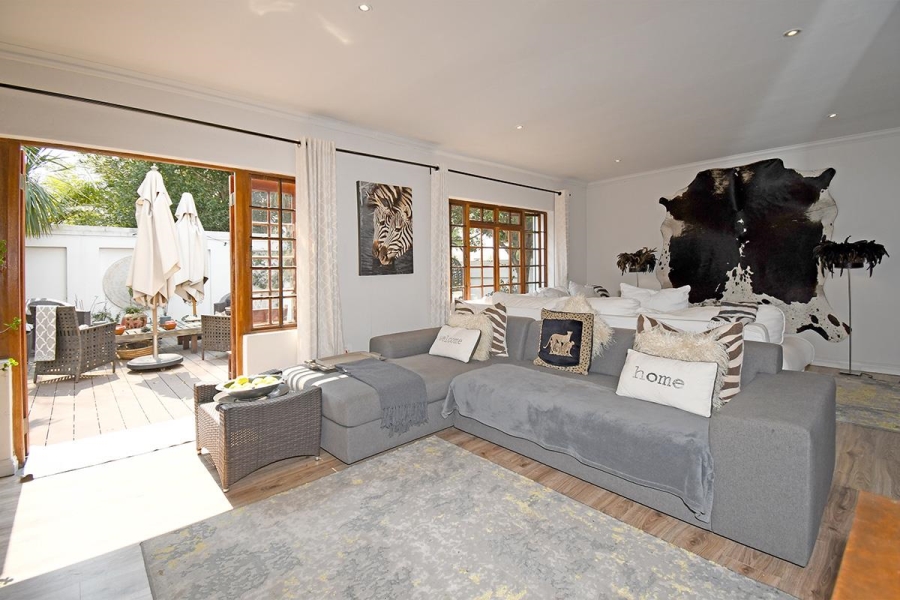 4 Bedroom Property for Sale in Lonehill Gauteng