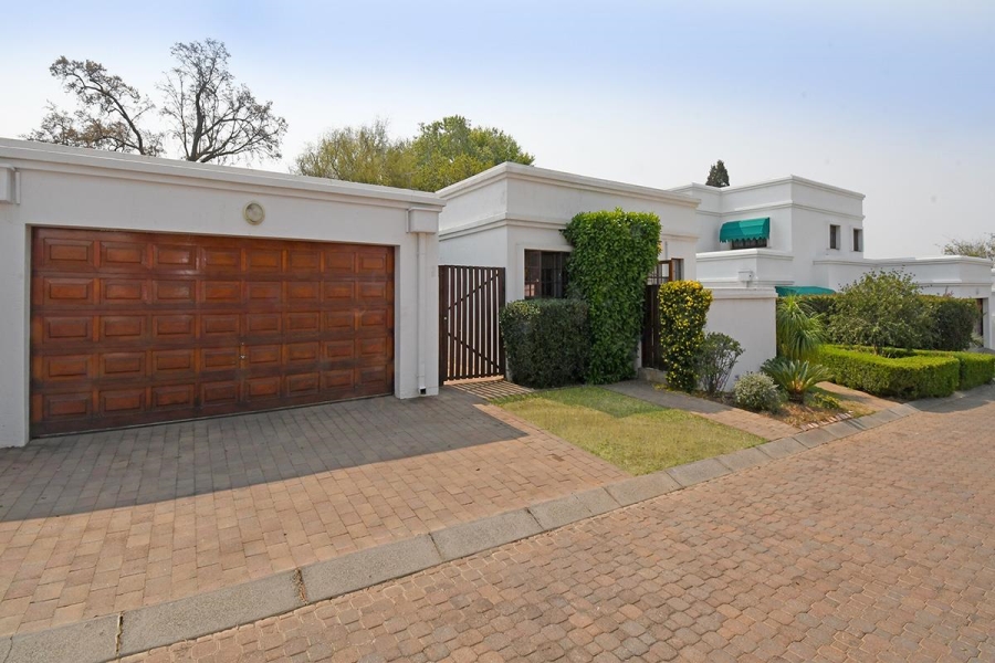 4 Bedroom Property for Sale in Lonehill Gauteng