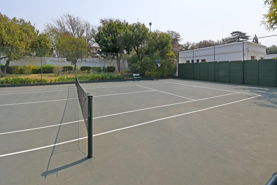 4 Bedroom Property for Sale in Lonehill Gauteng