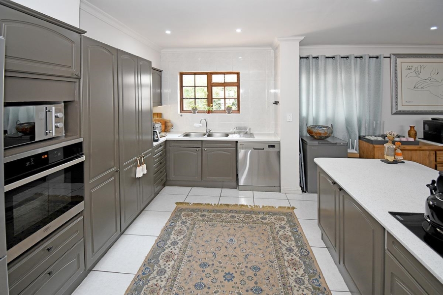 4 Bedroom Property for Sale in Lonehill Gauteng