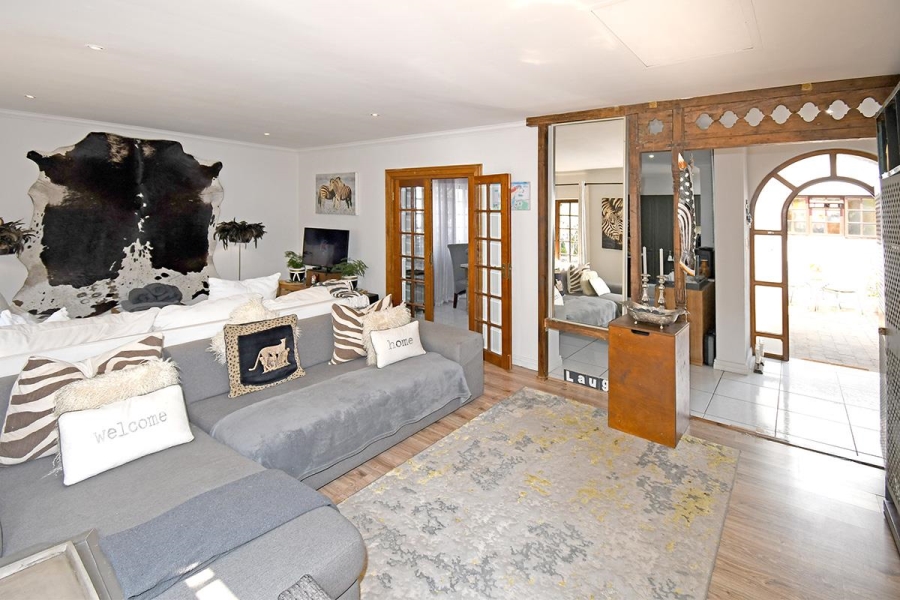 4 Bedroom Property for Sale in Lonehill Gauteng