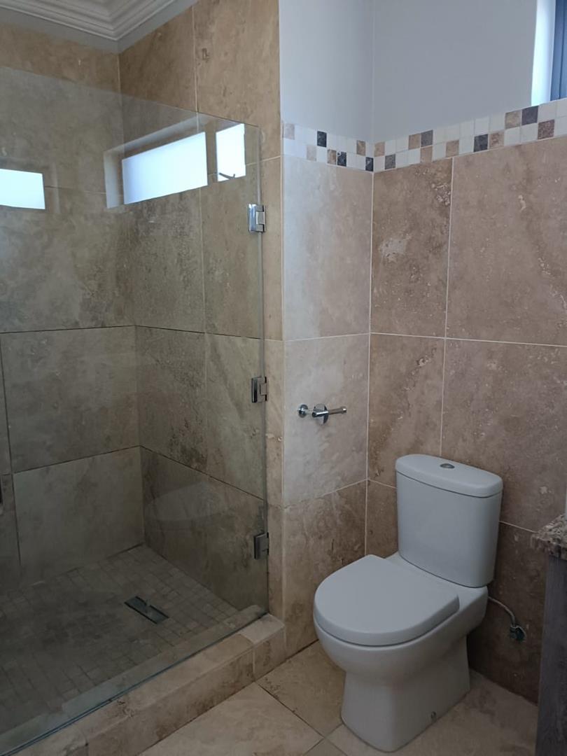 To Let 4 Bedroom Property for Rent in Waterkloof Gauteng