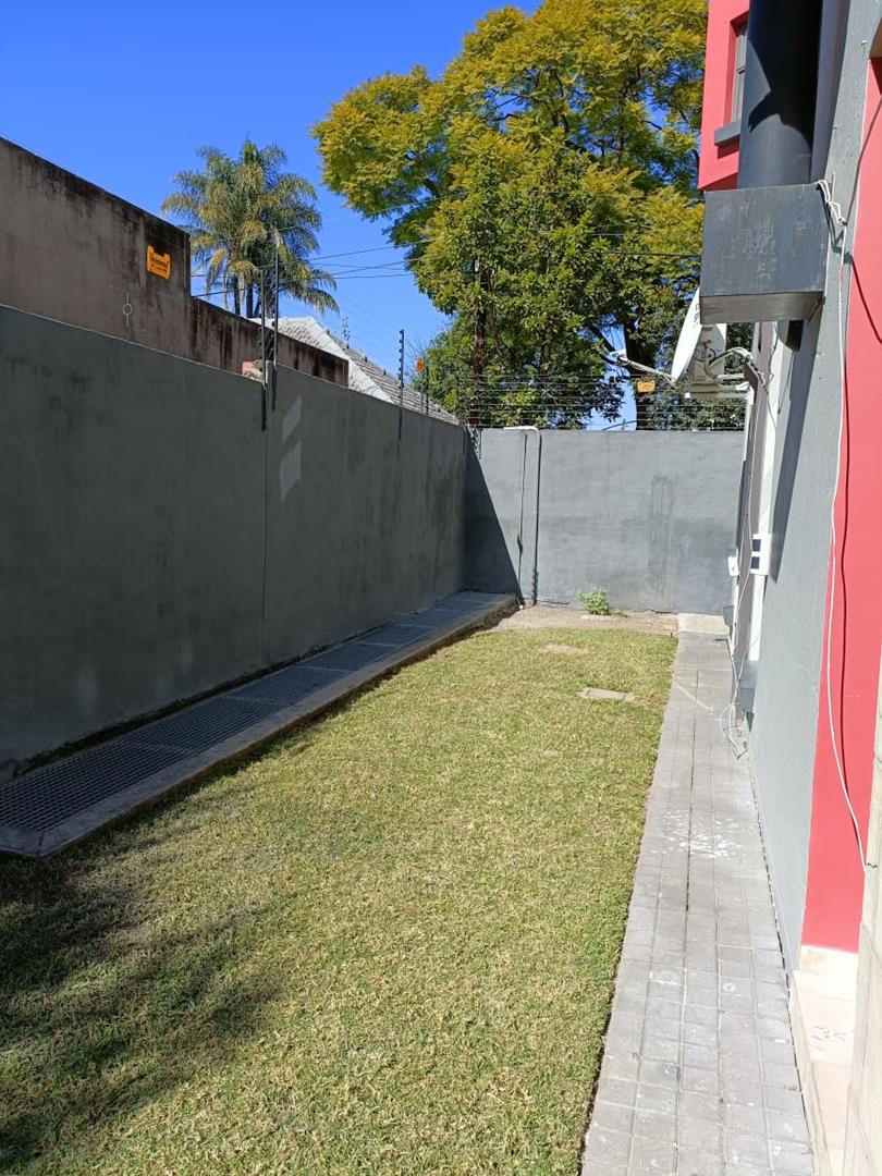 To Let 4 Bedroom Property for Rent in Waterkloof Gauteng