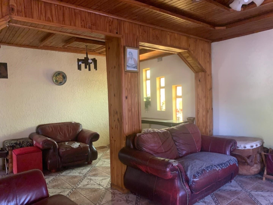 3 Bedroom Property for Sale in Chiawelo Gauteng