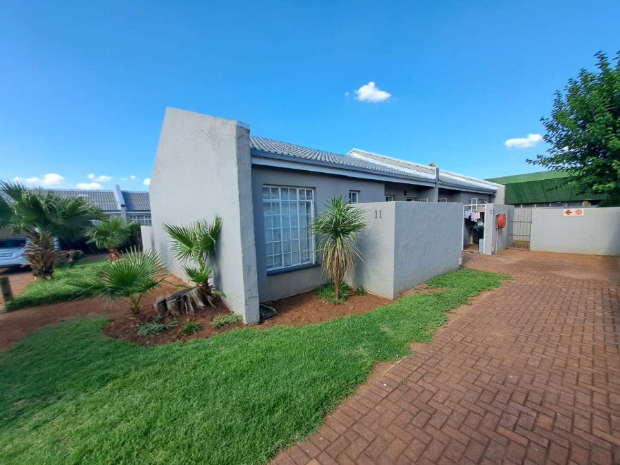 2 Bedroom Property for Sale in Birch Acres Gauteng