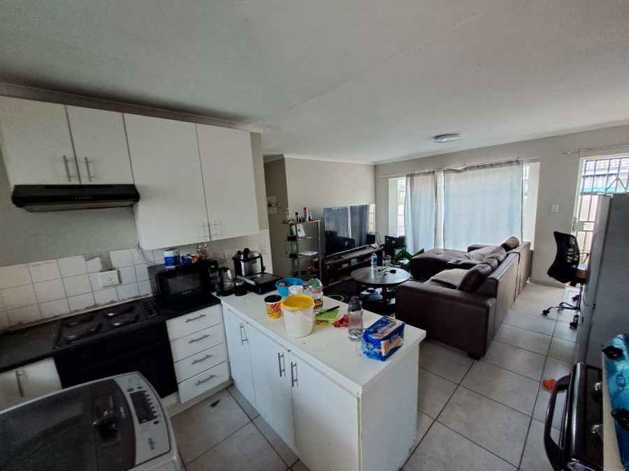 2 Bedroom Property for Sale in Birch Acres Gauteng