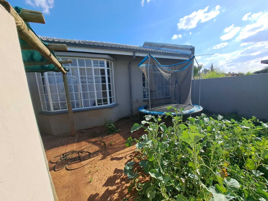 2 Bedroom Property for Sale in Birch Acres Gauteng