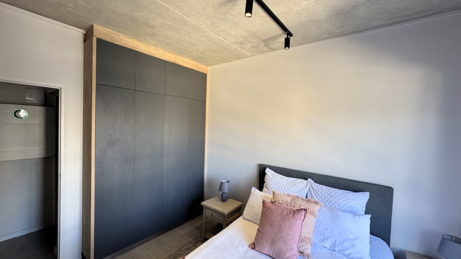 1 Bedroom Property for Sale in Waterkloof Gauteng