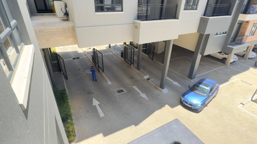1 Bedroom Property for Sale in Waterkloof Gauteng