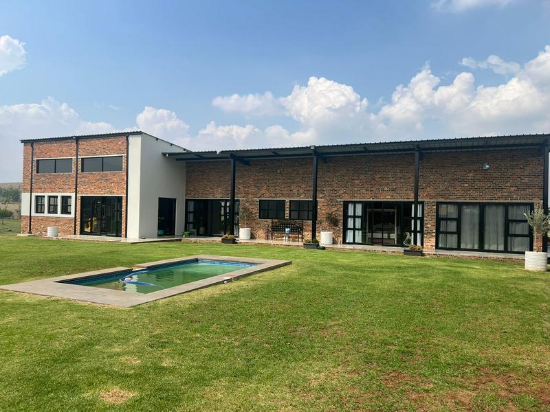 4 Bedroom Property for Sale in Blue Saddle Ranches Gauteng