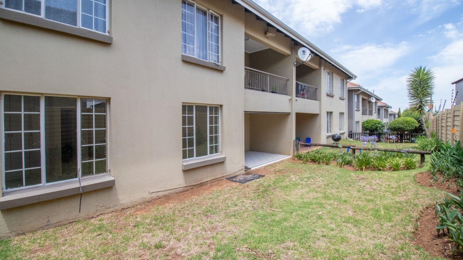 2 Bedroom Property for Sale in Goedeburg Gauteng