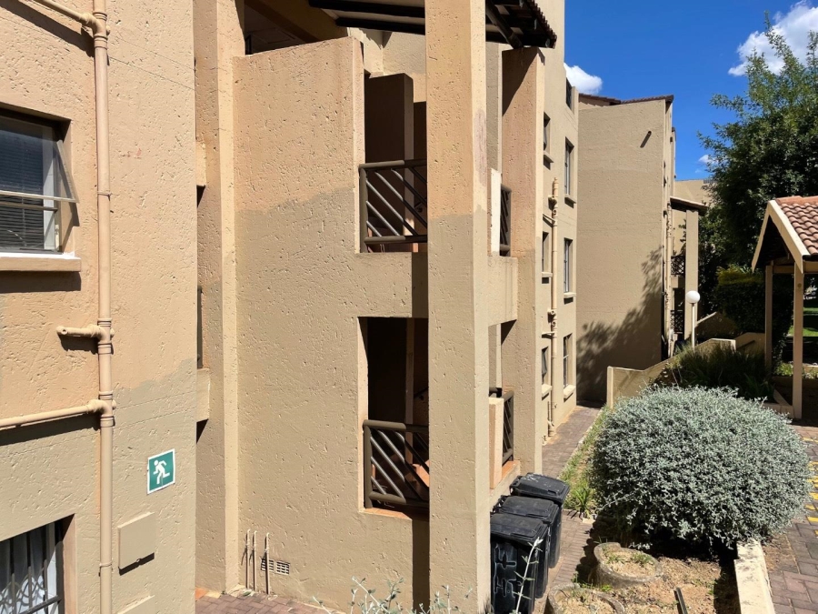 To Let 2 Bedroom Property for Rent in Morningside Gauteng