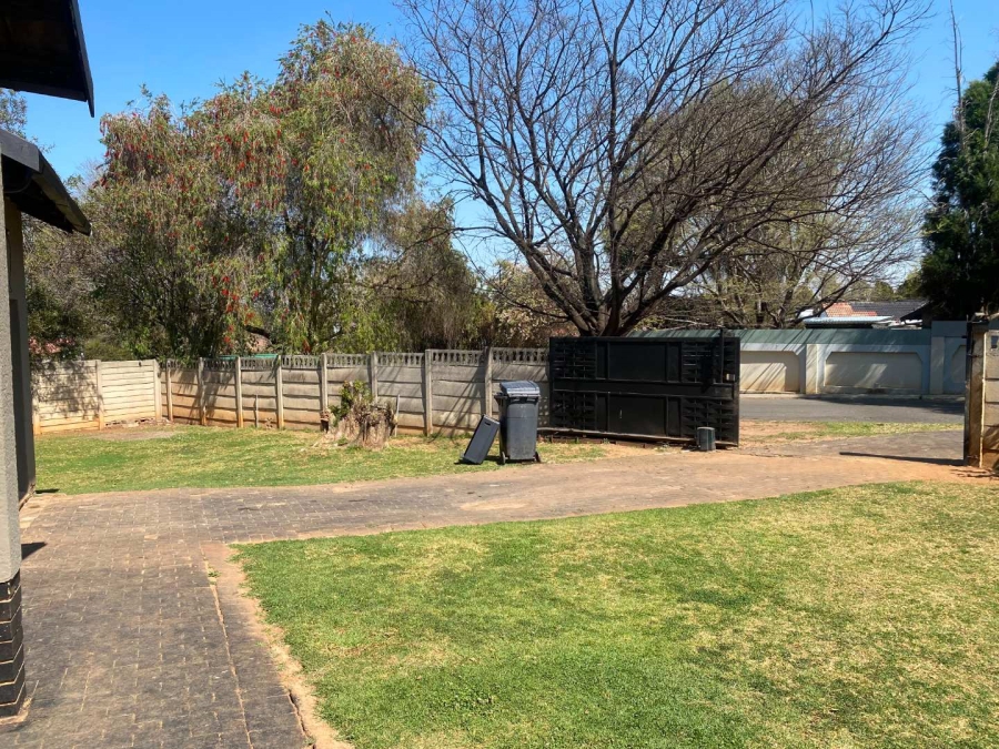 To Let 3 Bedroom Property for Rent in Dalpark Gauteng