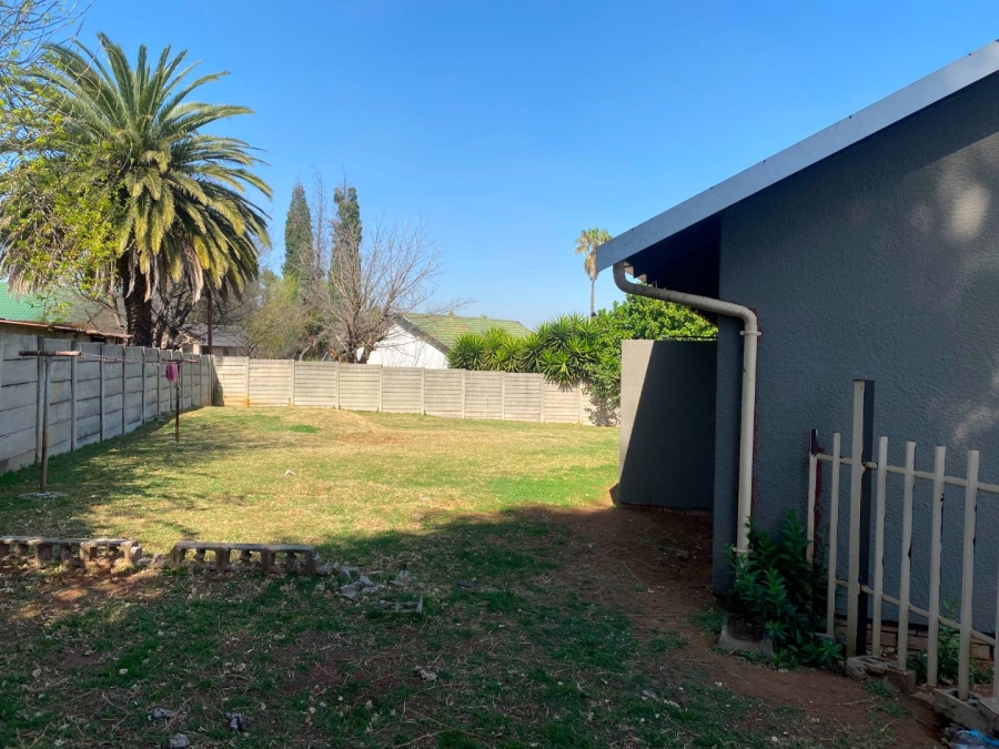 To Let 3 Bedroom Property for Rent in Dalpark Gauteng