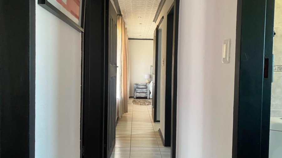 To Let 3 Bedroom Property for Rent in Dalpark Gauteng