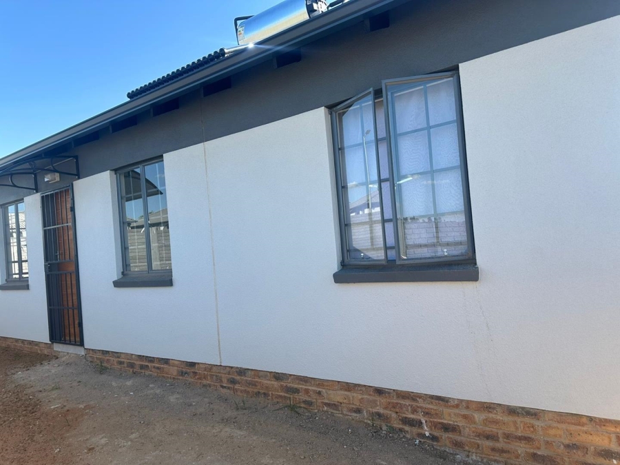 3 Bedroom Property for Sale in Mahube Valley Gauteng