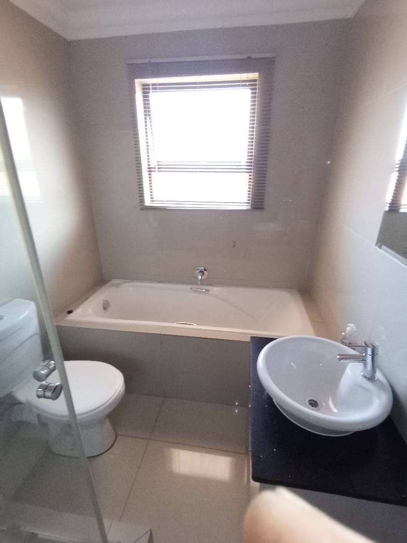 2 Bedroom Property for Sale in Comet Gauteng