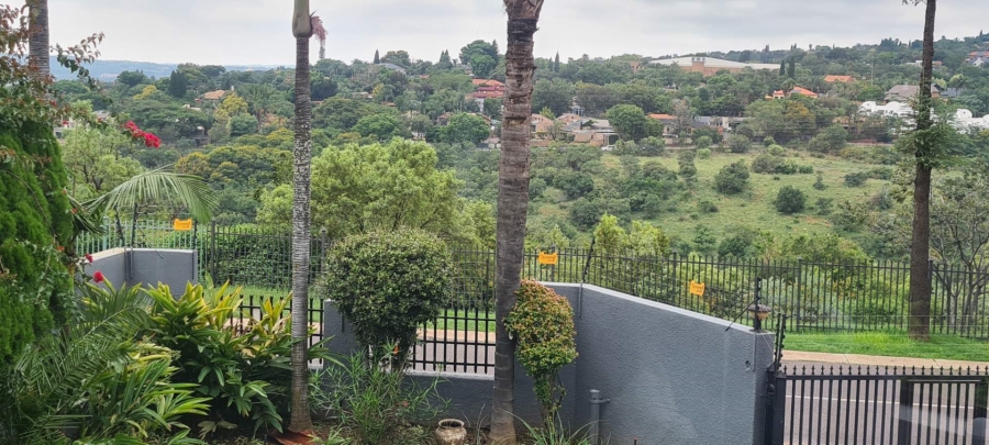 6 Bedroom Property for Sale in Moreleta Park Gauteng