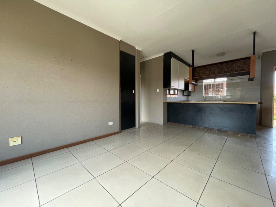 To Let 2 Bedroom Property for Rent in Norkem Park Gauteng
