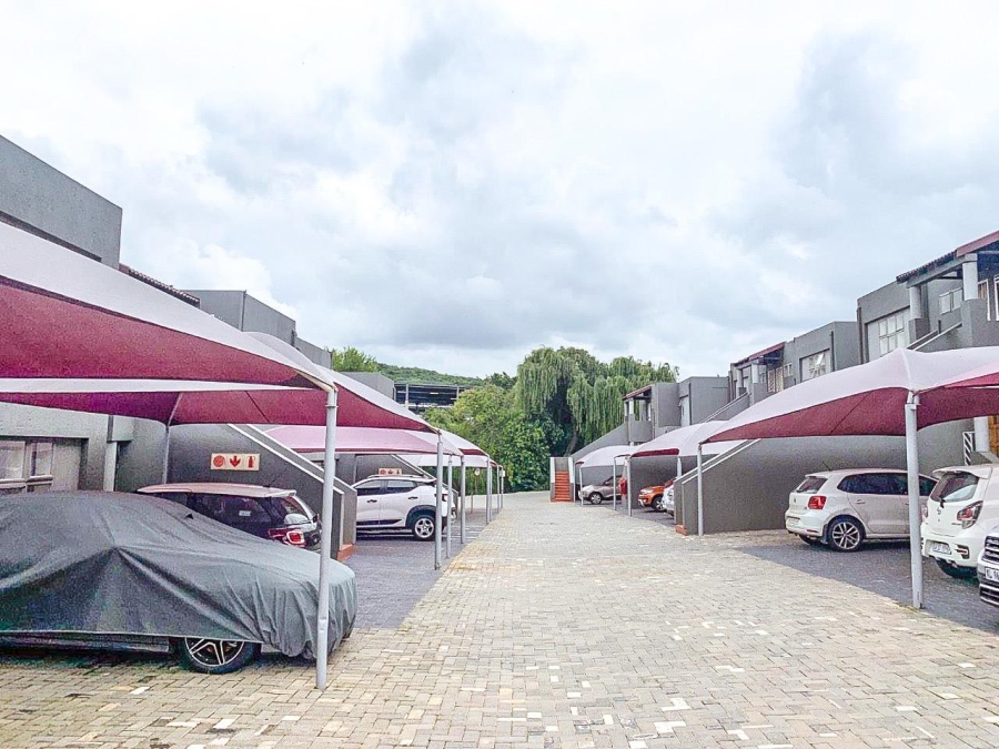 2 Bedroom Property for Sale in Mulbarton Gauteng